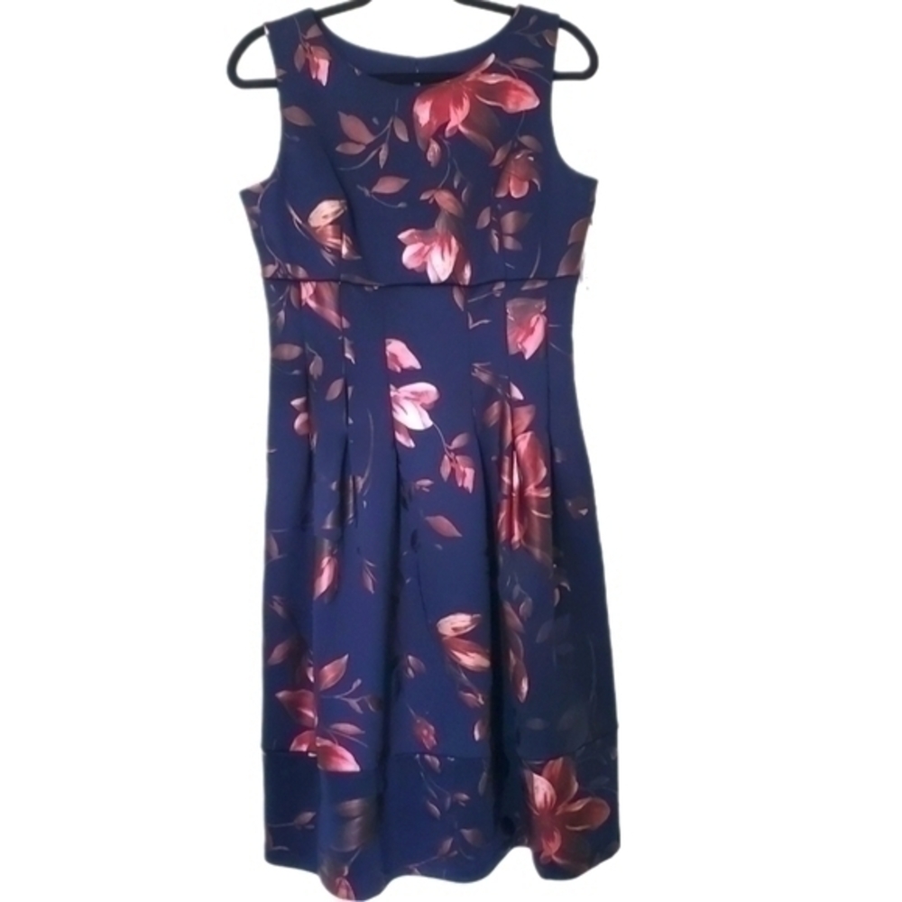 Enfocus Studio NWT Sleeveless‎ Navy Floral Fit and Flare Midi Dress